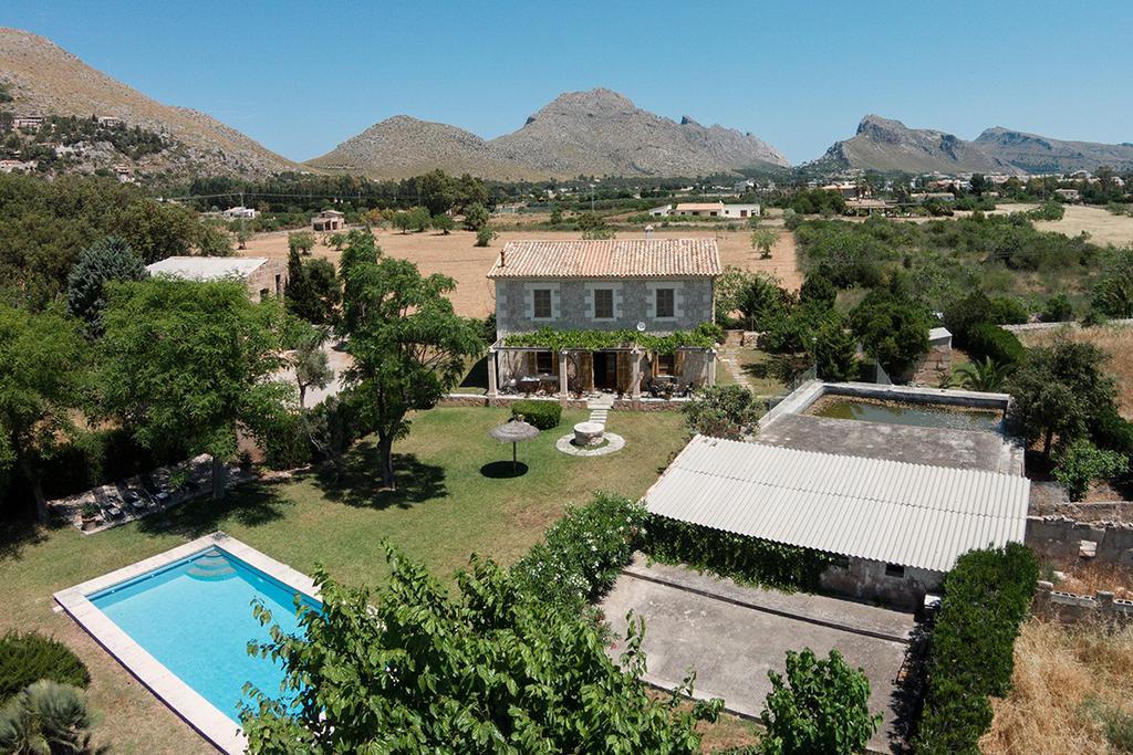 El Vila Hotel Pollenca Luaran gambar