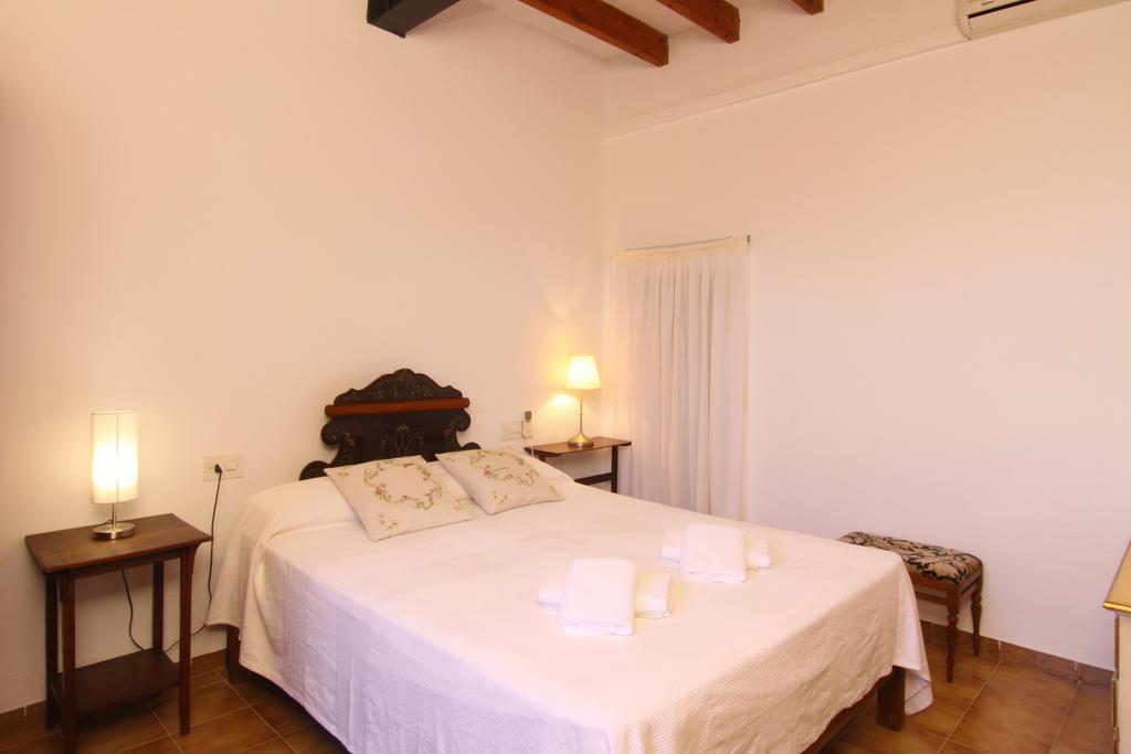 El Vila Hotel Pollenca Bilik gambar
