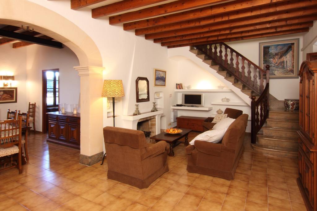 El Vila Hotel Pollenca Bilik gambar